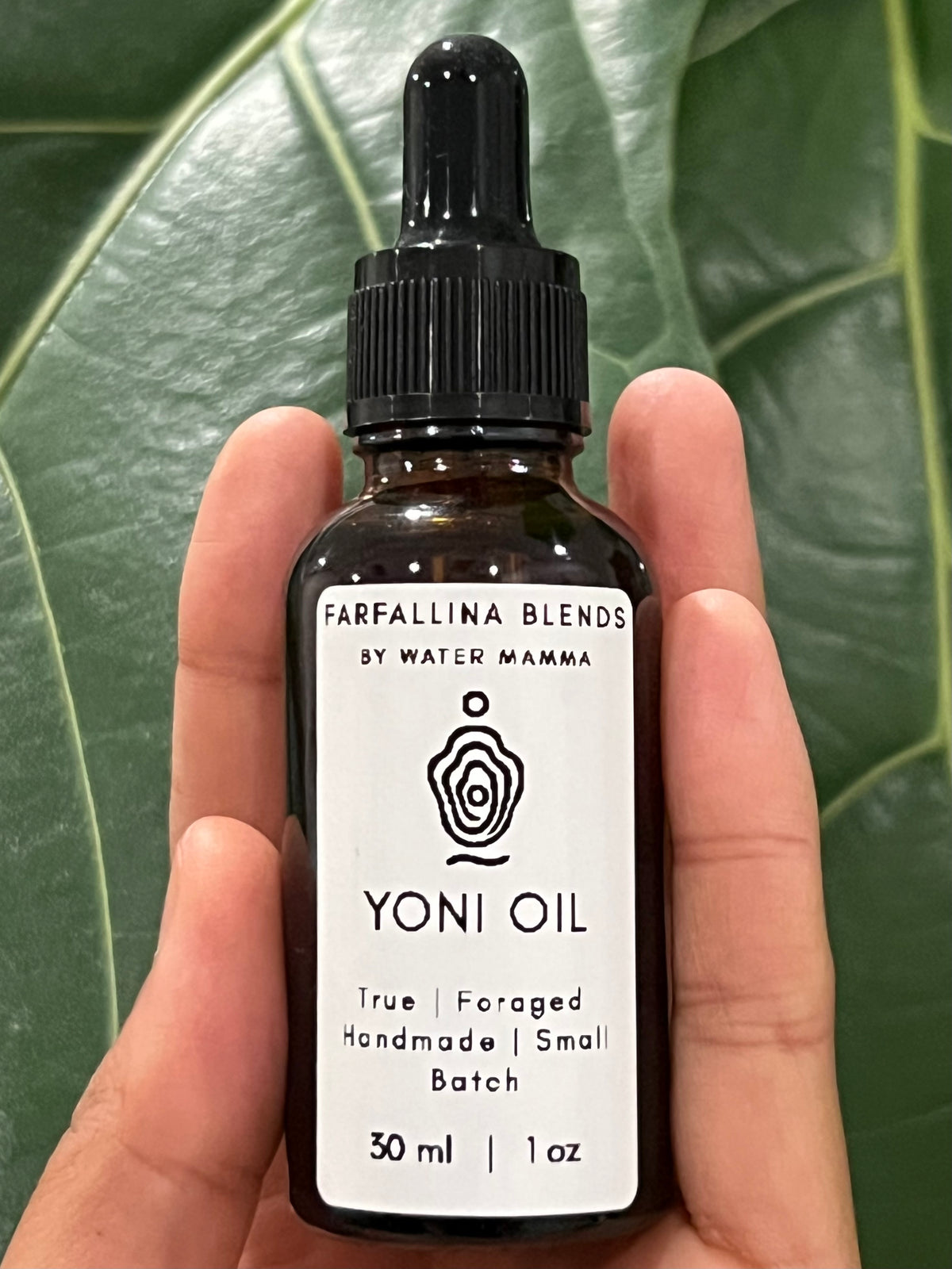 YONI OIL